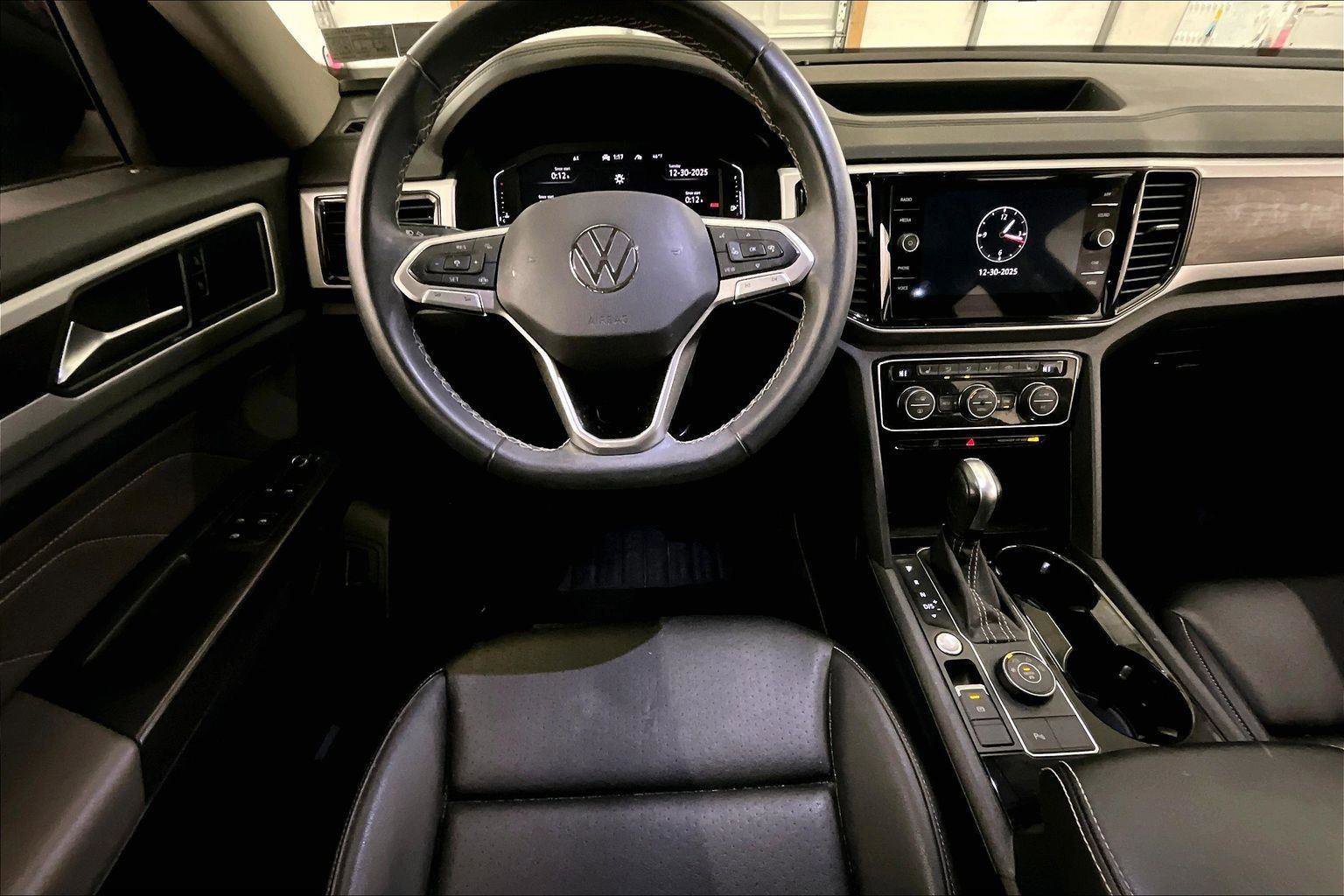 Used 2023 Volkswagen Atlas SE image 7