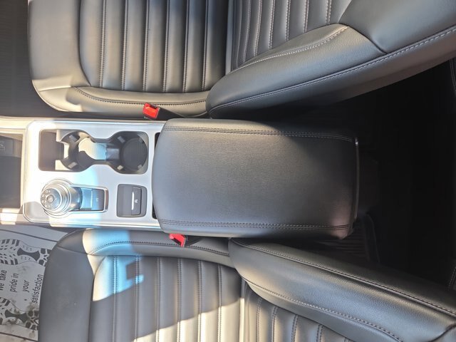 Certified 2022 Ford Edge SEL w/ Convenience Package AWD/4WD image 14