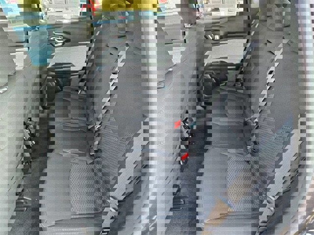 Used 2023 Jeep Compass Sport image 7