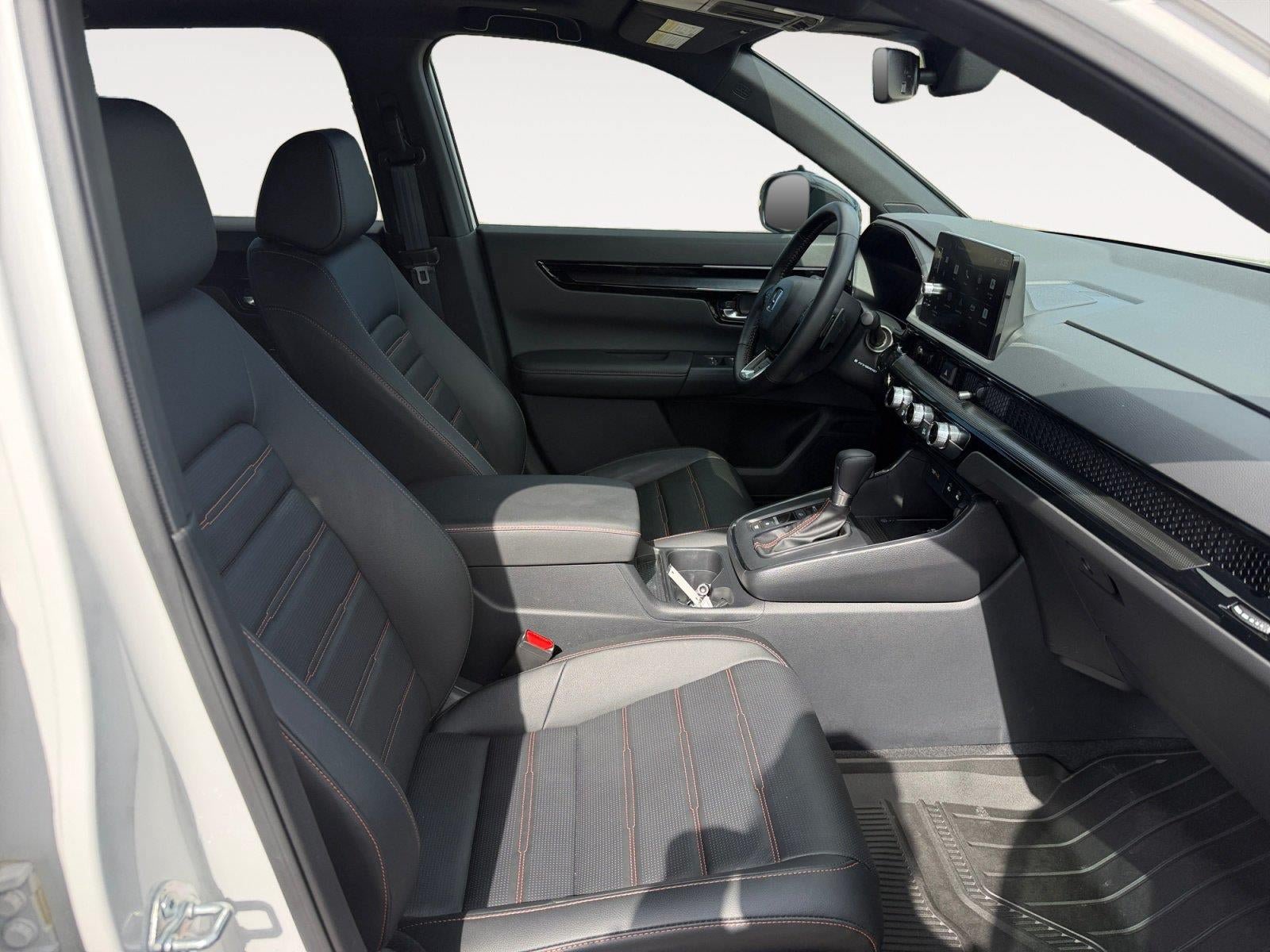 Used 2026 Honda CR-V Sport Touring image 15