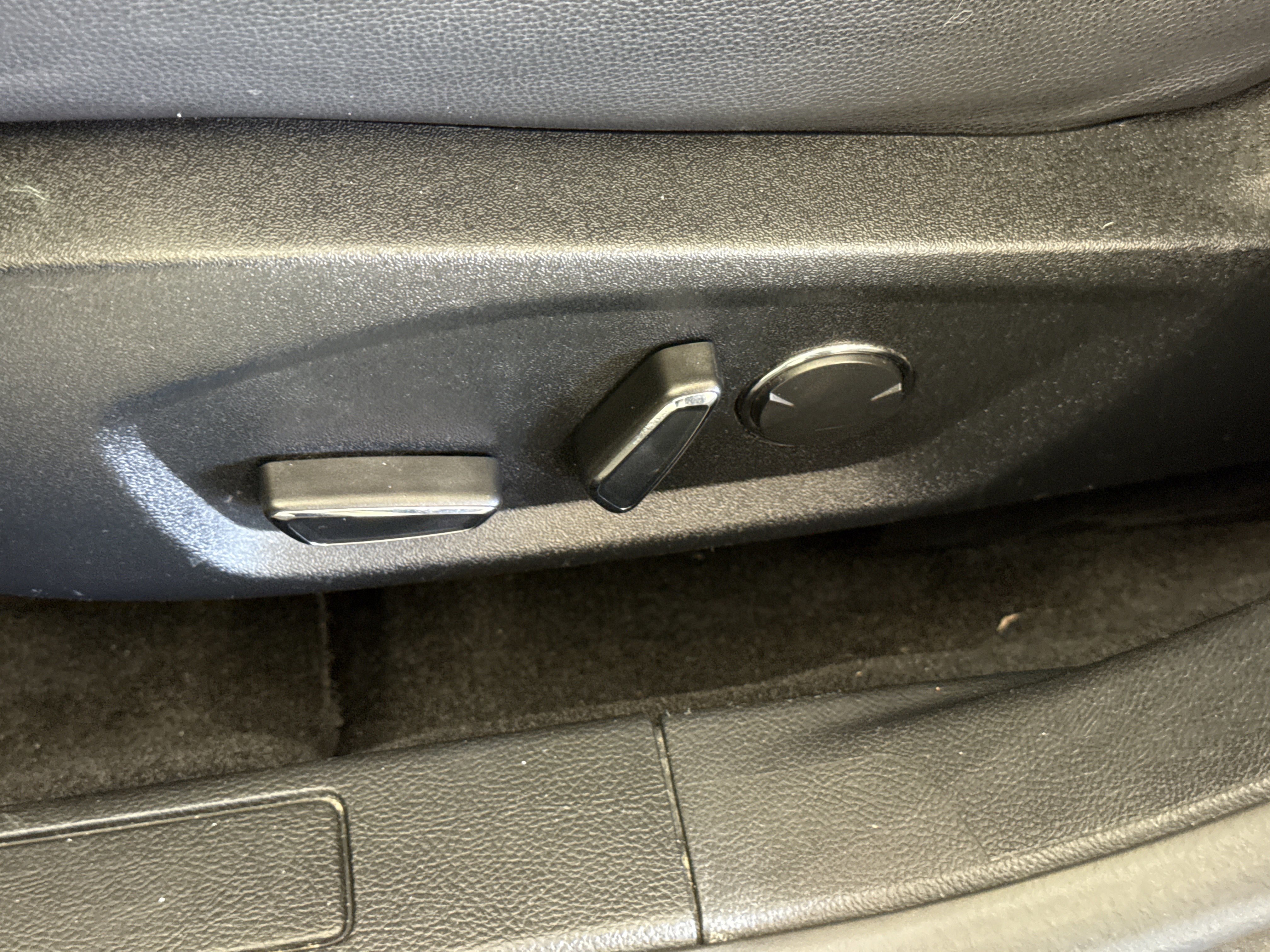 Certified 2019 Ford Fusion SEL image 17