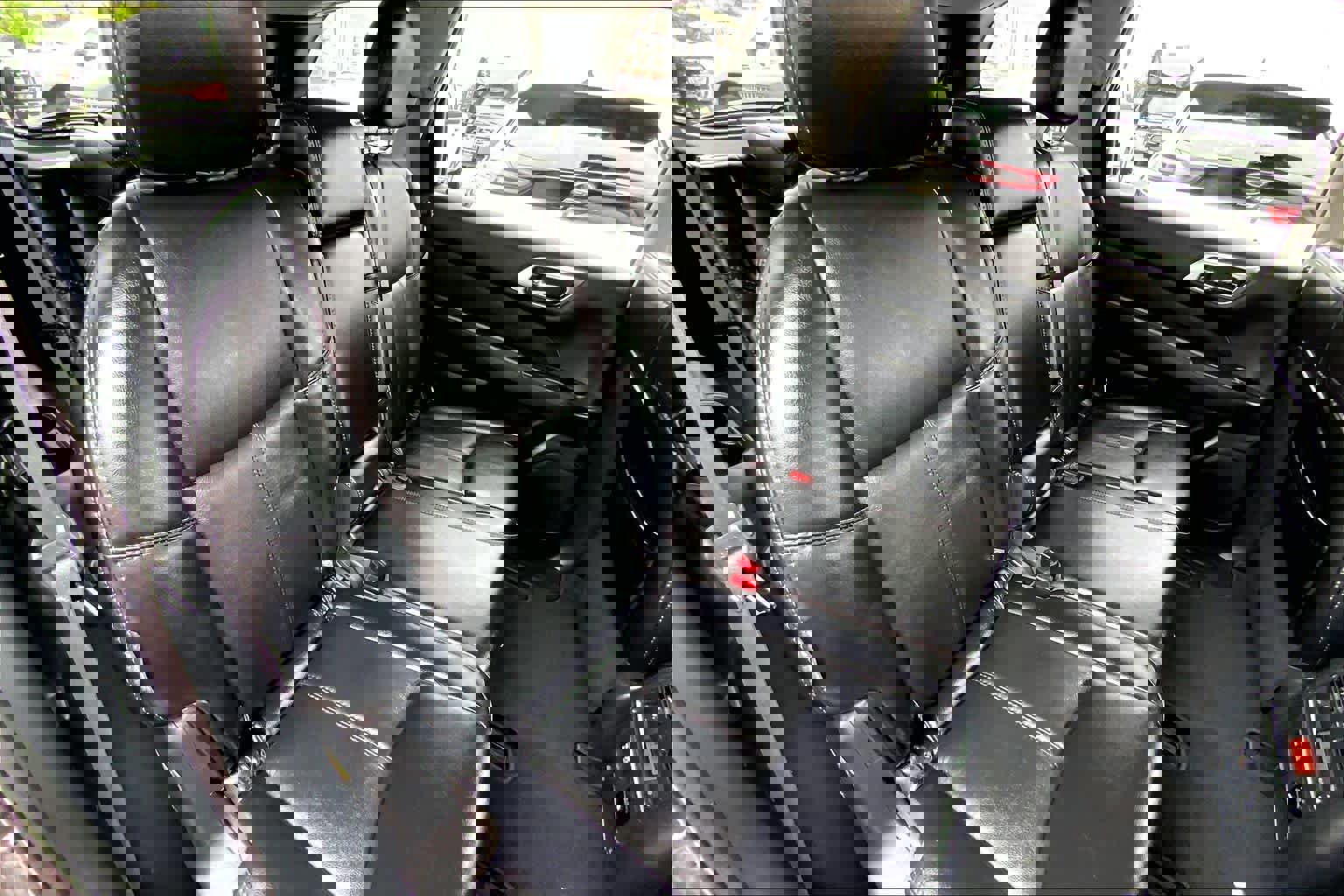 Used 2019 Nissan Pathfinder SL image 18