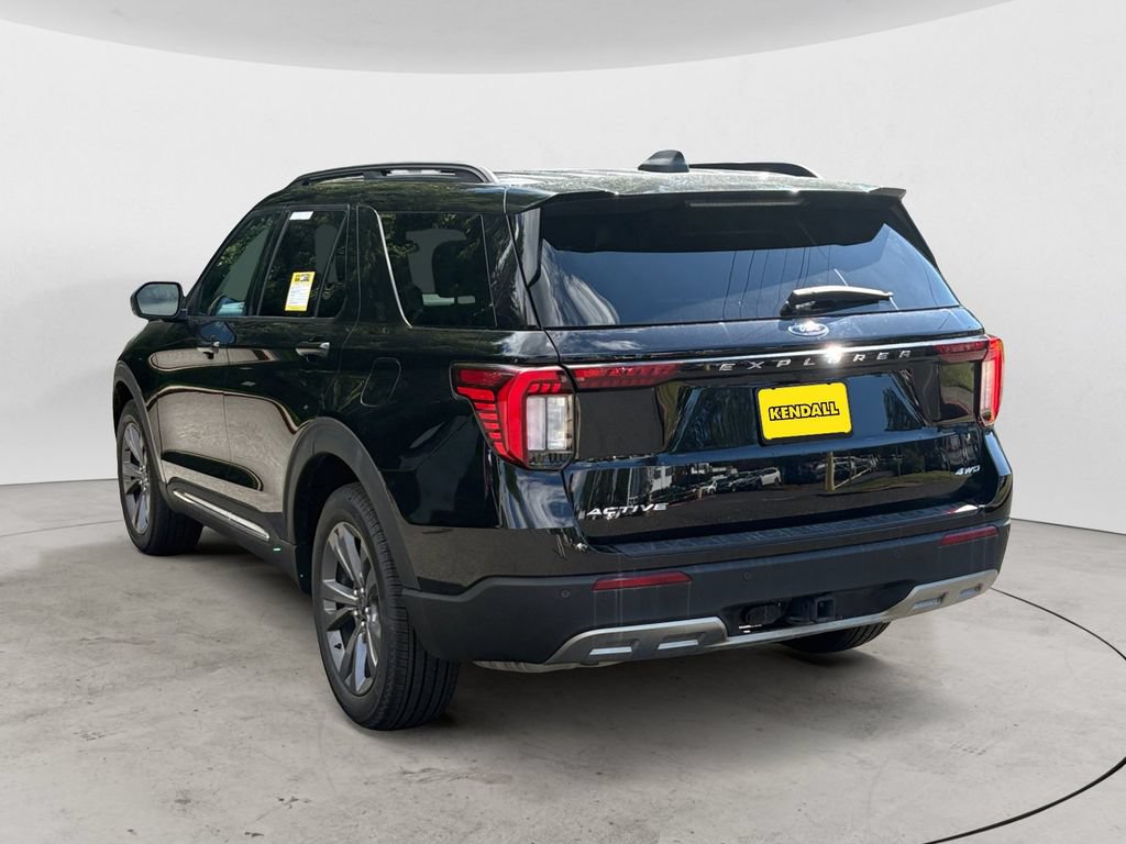 Certified 2025 Ford Explorer Active w/ Active Comfort Package AWD/4WD image 7