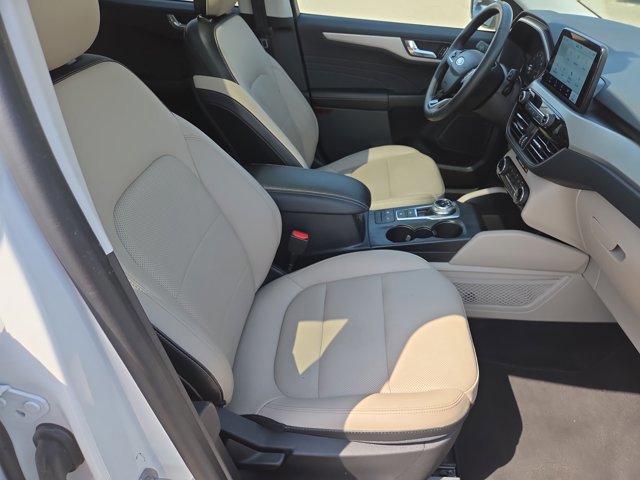 Certified 2022 Ford Escape SEL image 16
