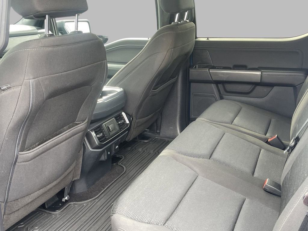 Certified 2022 Ford F150 XLT w/ Equipment Group 302A High image 21