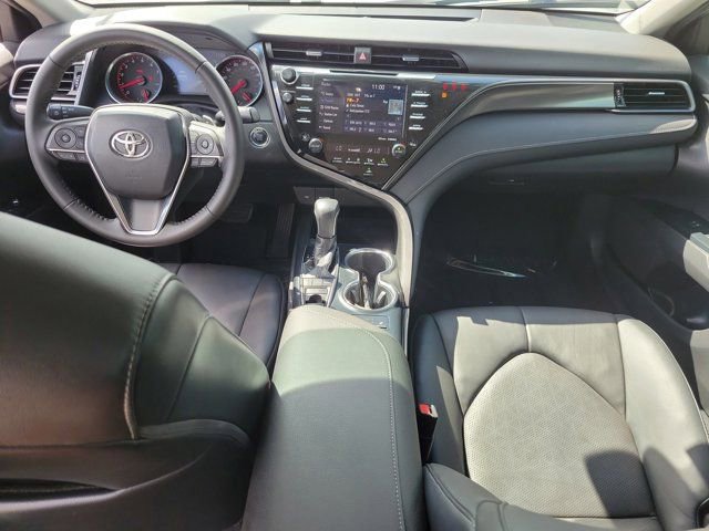 Used 2020 Toyota Camry XSE FWD image 17