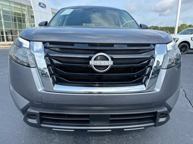 Used 2024 Nissan Pathfinder SV FWD image 27