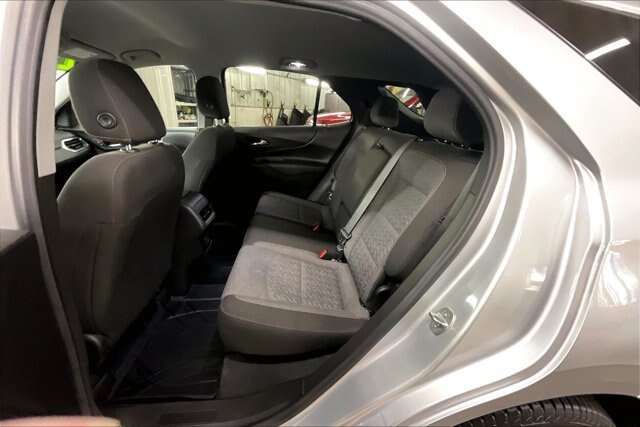 Used 2022 Chevrolet Equinox LT AWD/4WD image 16