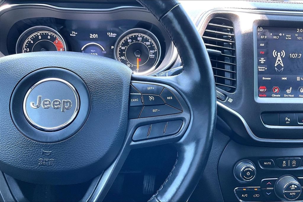 Used 2020 Jeep Cherokee Trailhawk w/ Cold Weather Group AWD/4WD image 19
