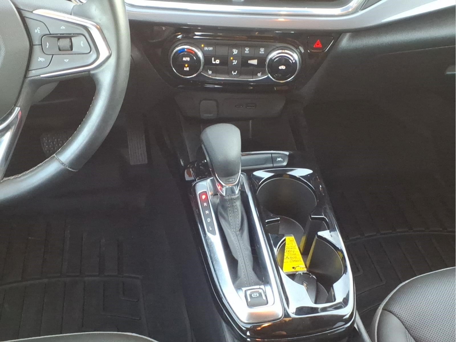 Used 2025 Chevrolet Trax ACTIV w/ Driver Confidence Package FWD image 17
