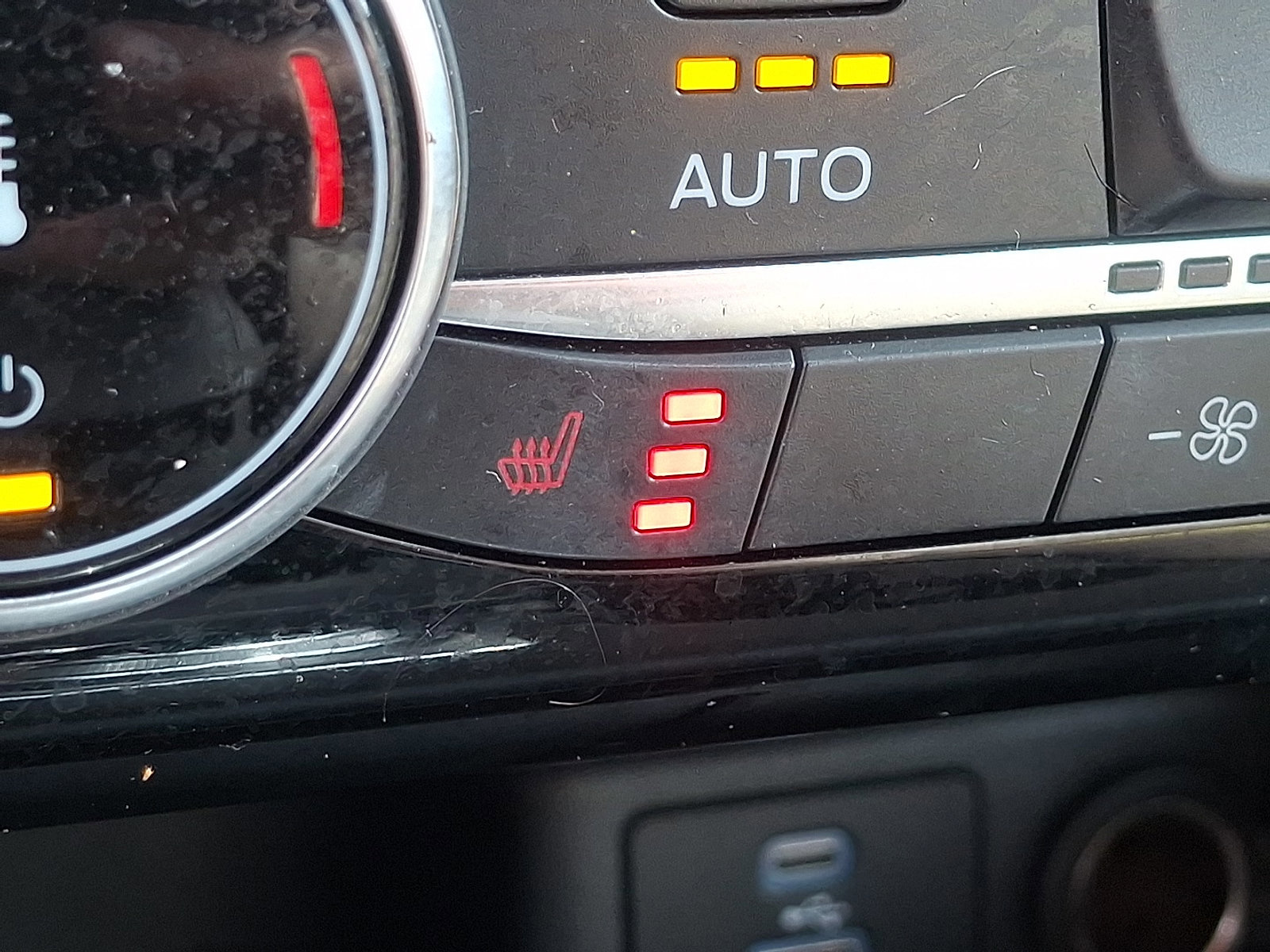 Certified 2022 Ford Escape SEL w/ Technology Package image 24