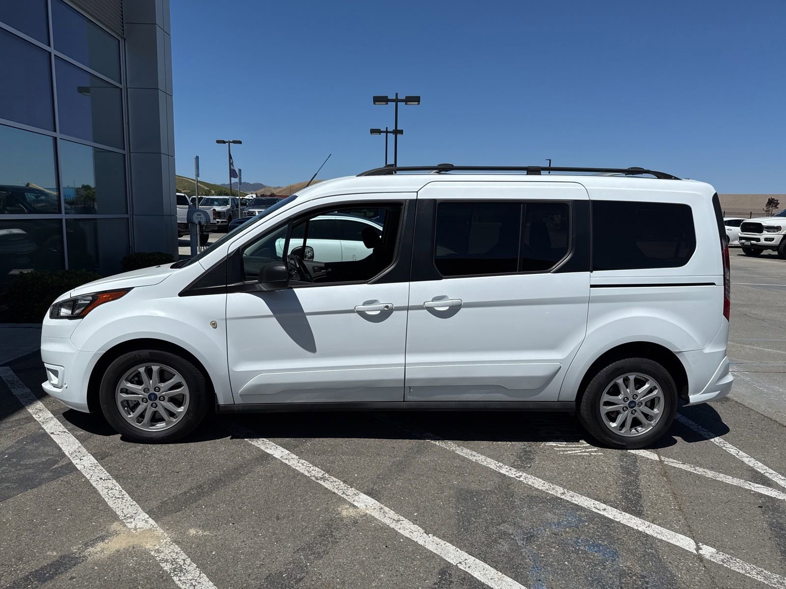 Certified 2023 Ford Transit Connect XLT FWD image 2