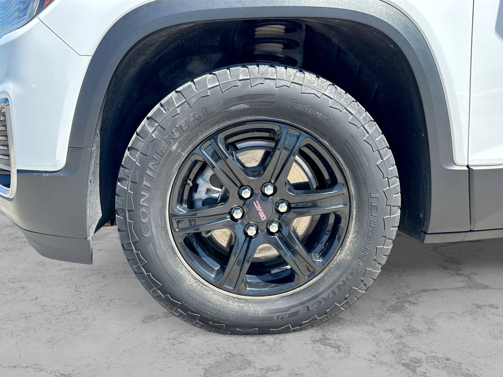 Used 2022 GMC Acadia AT4 w/ Preferred Package AWD/4WD image 18