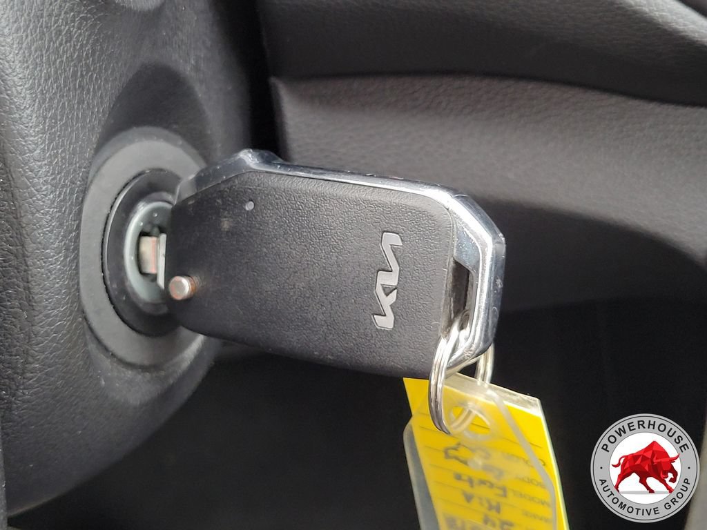 Used 2024 Kia Forte LXS FWD image 33