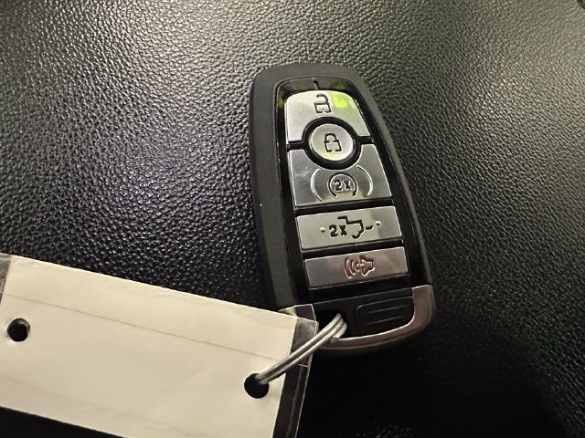 Certified 2023 Ford F350 Lariat AWD/4WD image 19