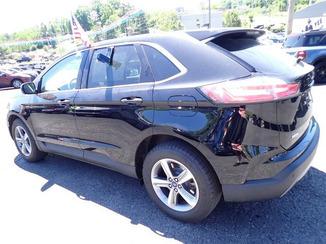 Certified 2022 Ford Edge SEL w/ Convenience Package AWD/4WD image 4