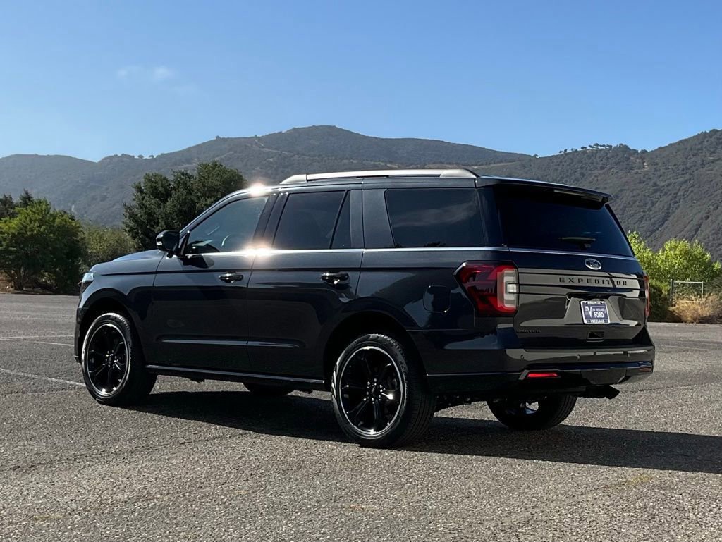 Certified 2024 Ford Expedition Limited image 6