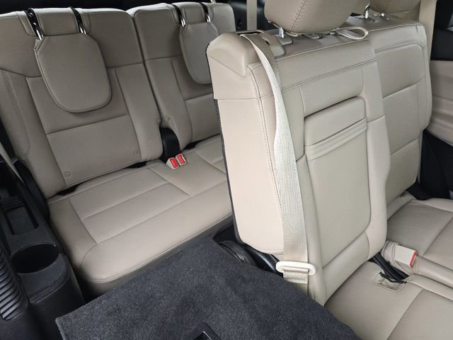 Certified 2023 Ford Explorer Limited w/ Limited Technology Package image 26