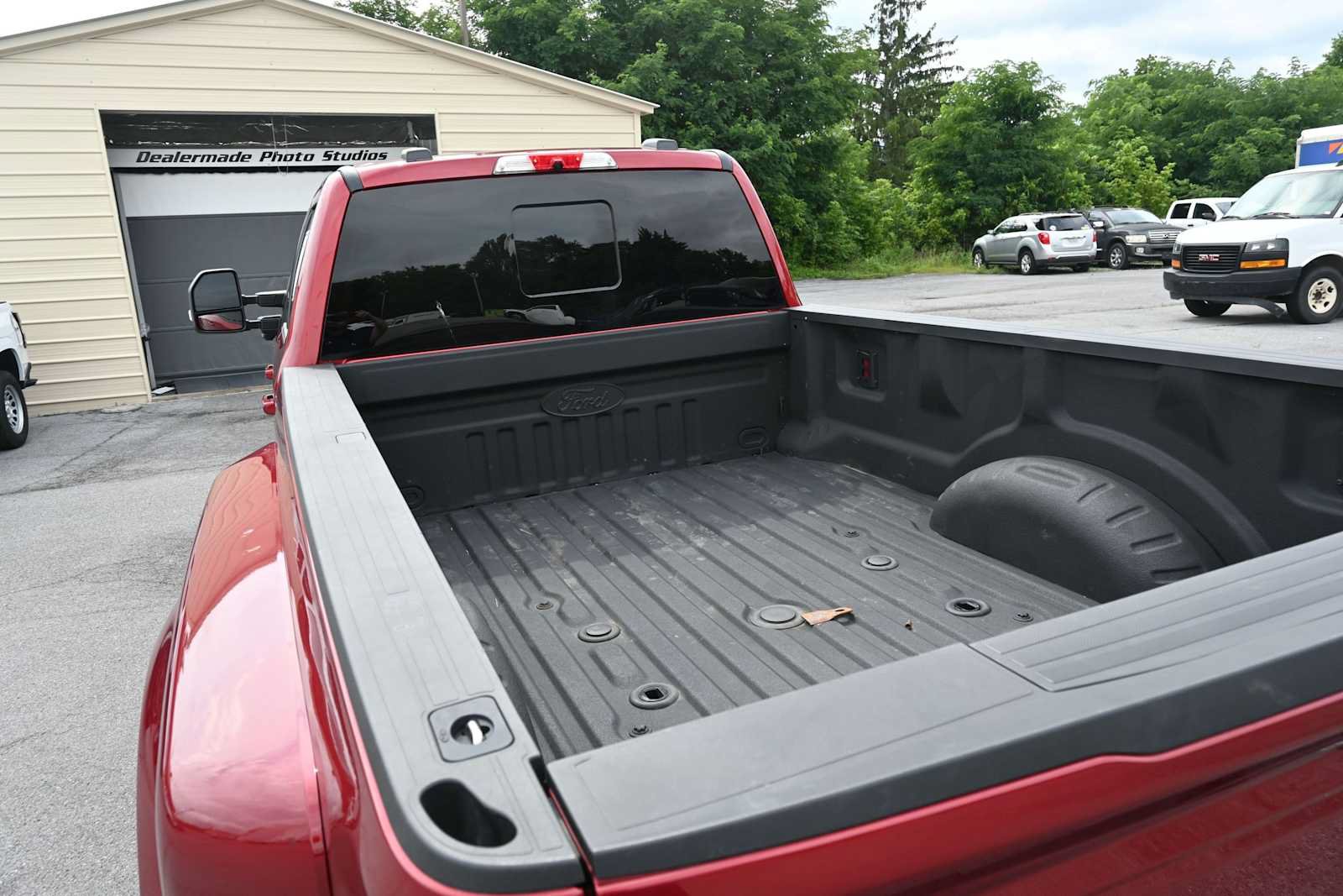 Certified 2025 Ford F350 Lariat w/ Lariat Ultimate Package AWD/4WD image 15