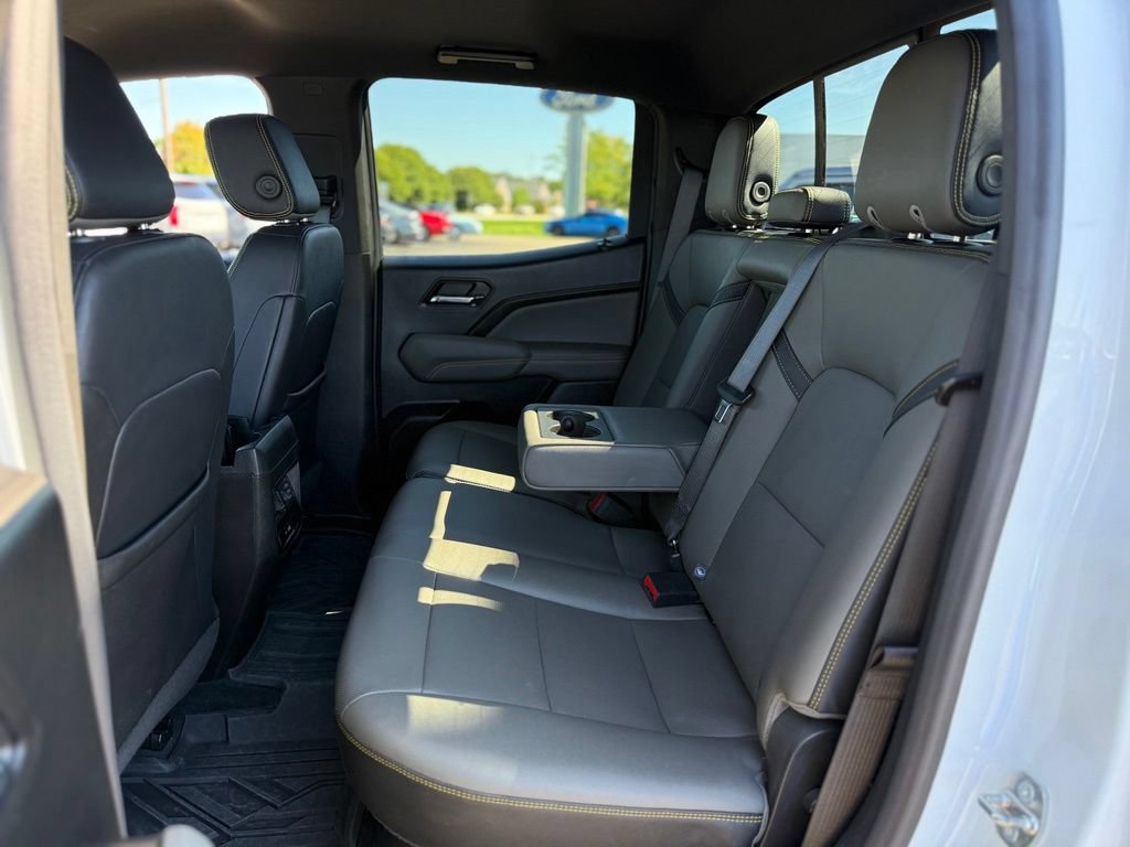 Used 2023 Chevrolet Colorado ZR2 w/ ZR2 Convenience Package III AWD/4WD image 13