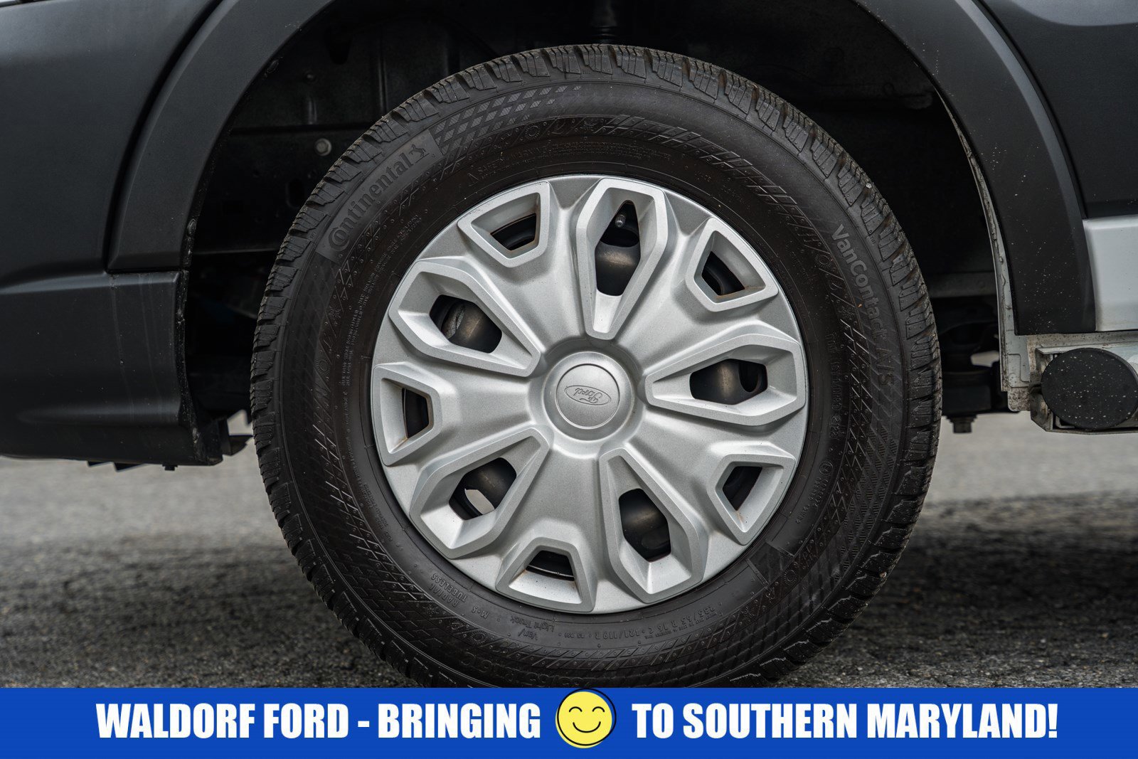 Certified 2023 Ford Transit 250 Low Roof w/ Exterior Upgrade Package image 17