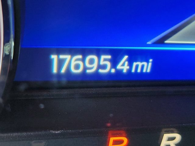 Certified 2023 Ford Explorer XLT w/ Equipment Group 202A RWD image 30