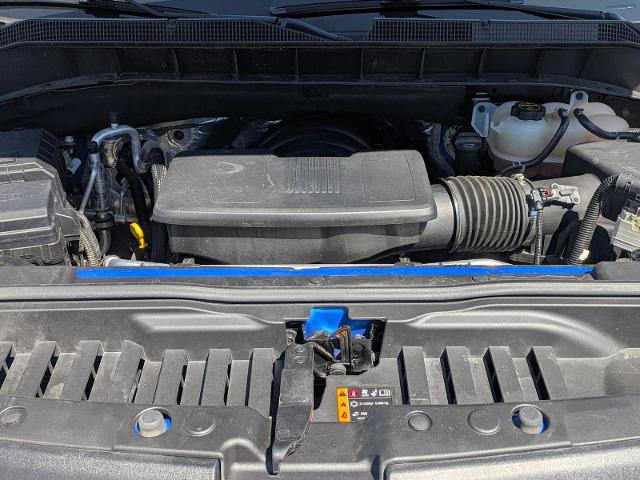 Used 2025 Chevrolet Silverado 1500 LT AWD/4WD image 13