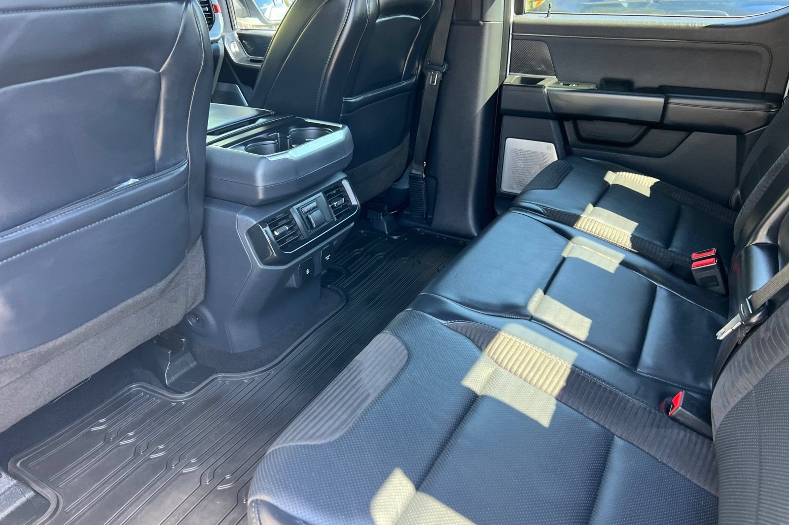 Certified 2023 Ford F150 Raptor w/ Raptor 37 Performance Package AWD/4WD image 13