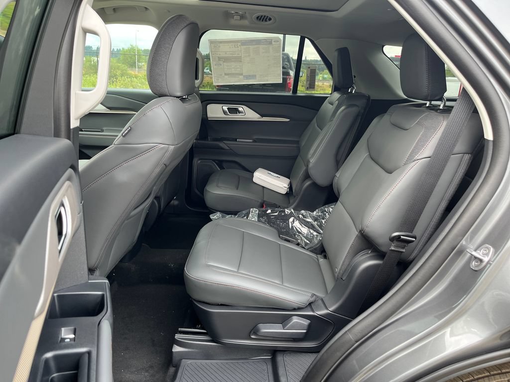 Certified 2026 Ford Explorer Active w/ Active Comfort Package AWD/4WD image 57