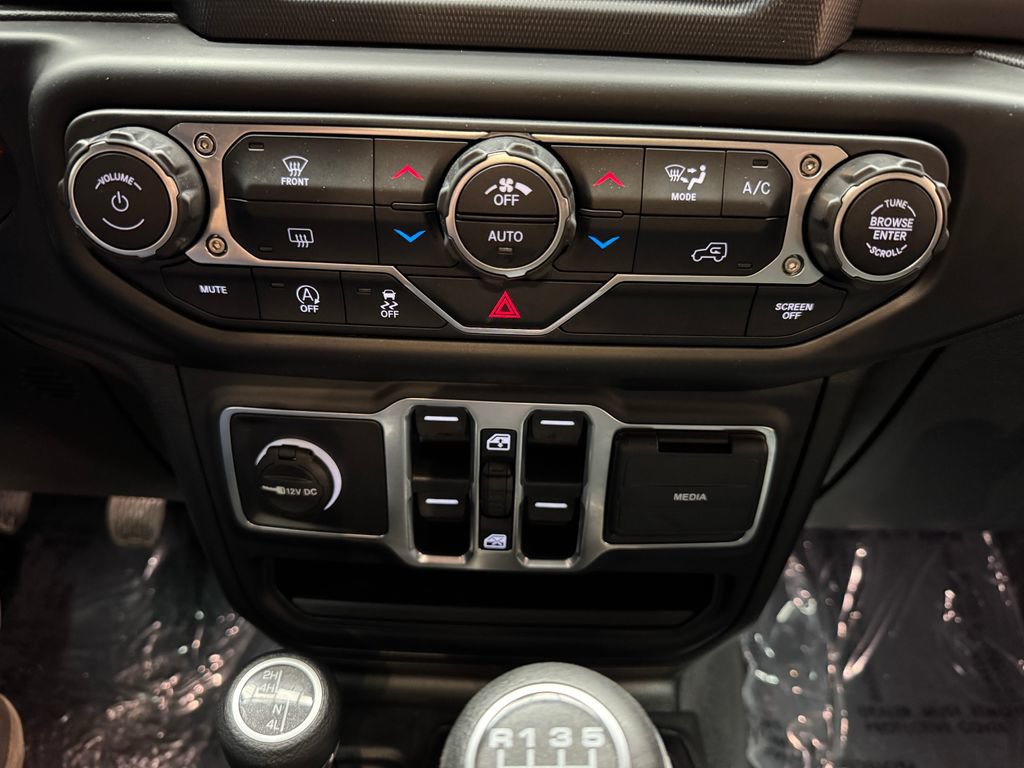 Used 2020 Jeep Gladiator Sport w/ Quick Order Package 23S AWD/4WD image 20