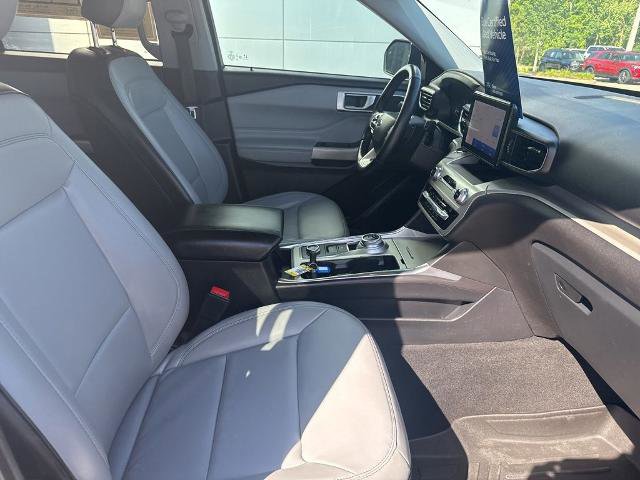 Certified 2021 Ford Explorer XLT w/ Equipment Group 202A image 28