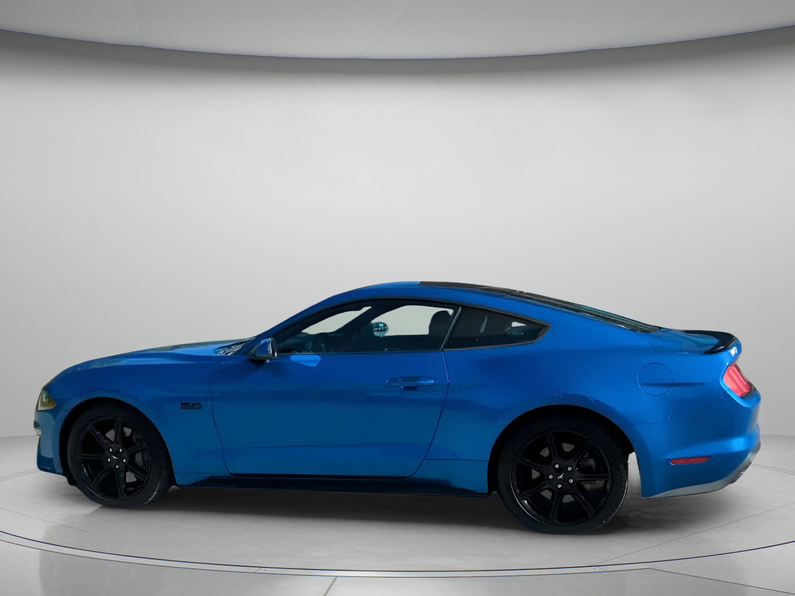 Certified 2020 Ford Mustang GT Premium w/ Equipment Group 401A image 17