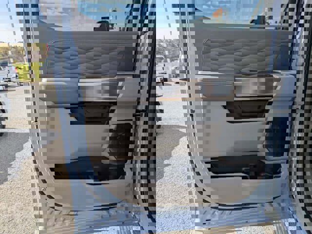 Certified 2025 Ford F350 Platinum w/ Platinum Plus Package image 26