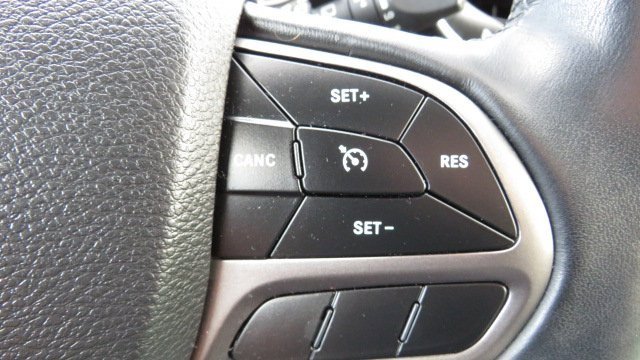 Used 2019 Jeep Cherokee Latitude Plus w/ Comfort/Convenience Group image 23