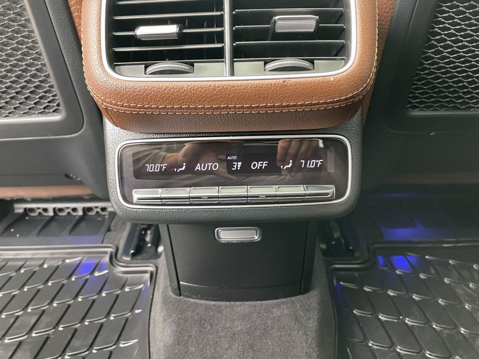 Used 2024 Mercedes-Benz GLS 450 4MATIC image 21