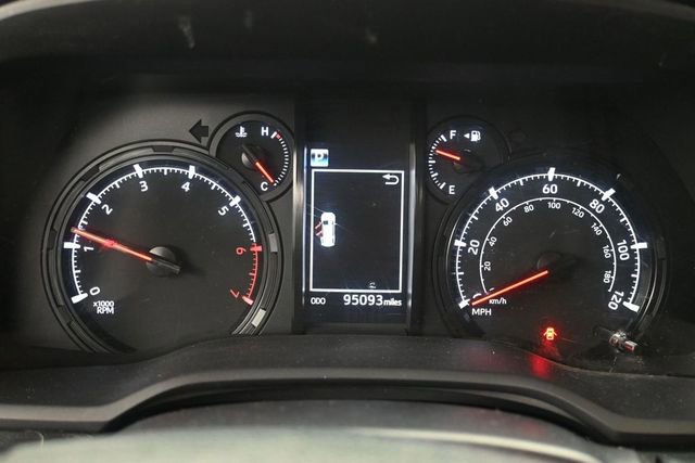 Used 2021 Toyota 4Runner SR5 Premium w/ Moonroof Package AWD/4WD image 9