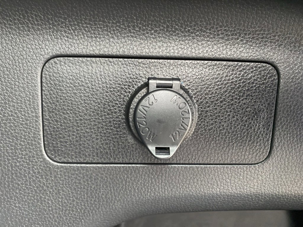 Used 2023 Toyota RAV4 XLE image 17