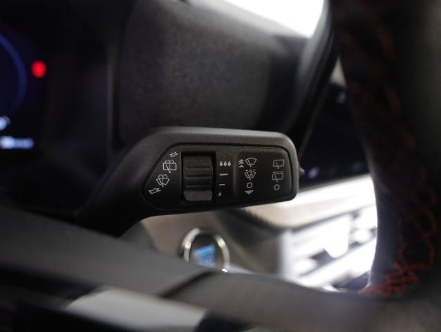 Certified 2025 Ford Explorer ST-Line w/ Premium Package AWD/4WD image 18