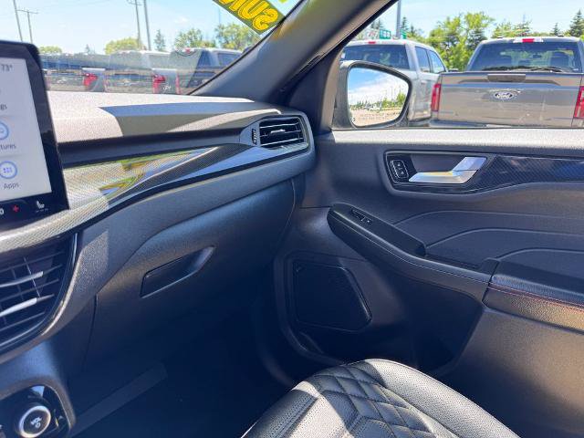 Certified 2023 Ford Escape ST-Line Elite w/ Premium Technology Package AWD/4WD image 26