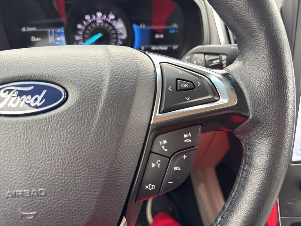 Certified 2024 Ford Edge Titanium image 19