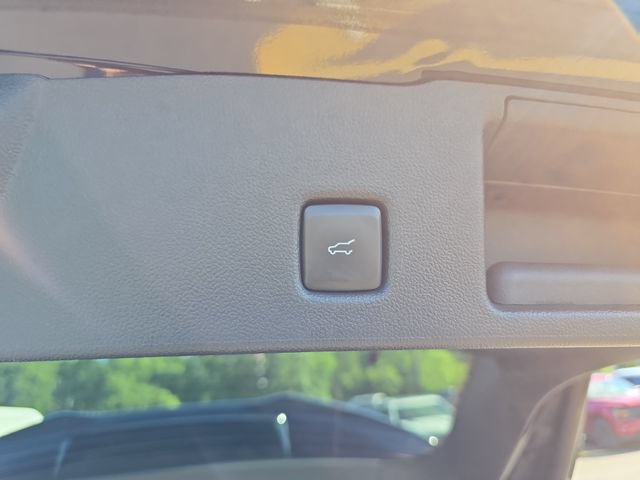 Certified 2024 Ford Escape ST-Line Select w/ Tech Pack #2 AWD/4WD image 9
