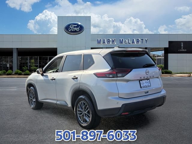 Used 2024 Nissan Rogue S FWD image 3