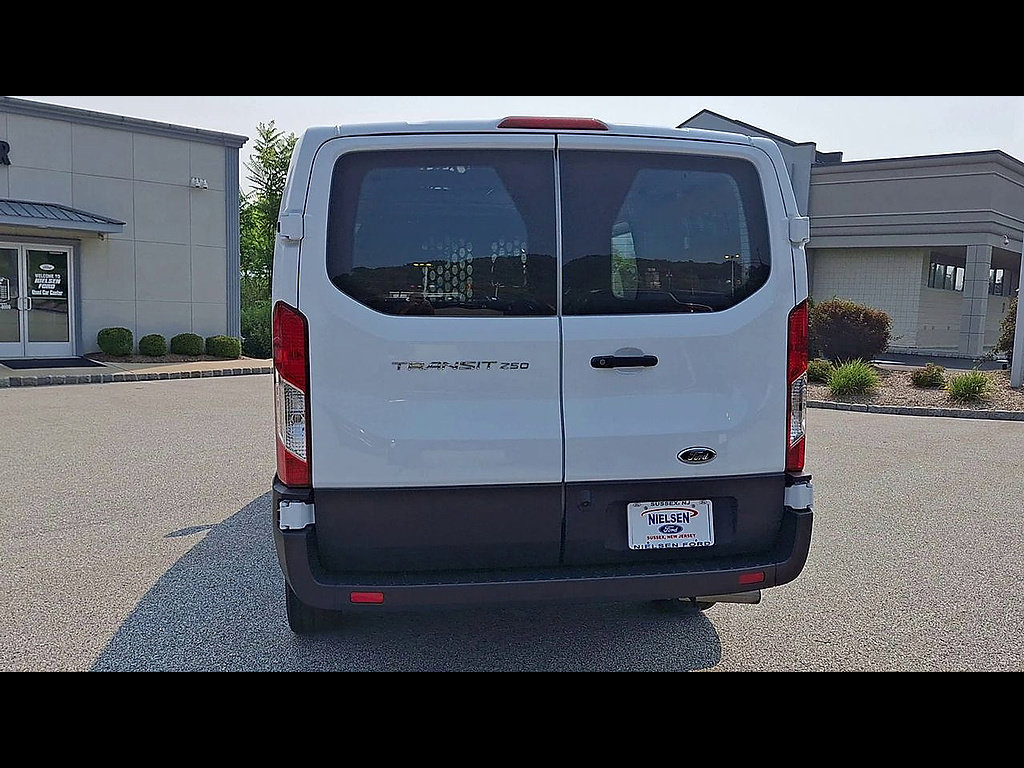 Certified 2025 Ford Transit 250 Low Roof w/ Exterior Upgrade Package RWD image 7