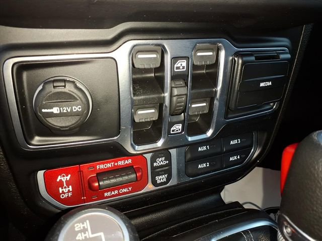 Used 2024 Jeep Gladiator Rubicon image 30