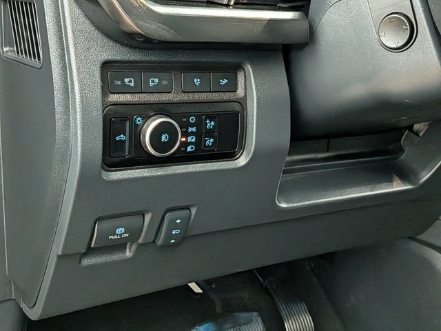 Certified 2024 Ford F350 Lariat w/ Lariat Ultimate Package AWD/4WD image 16