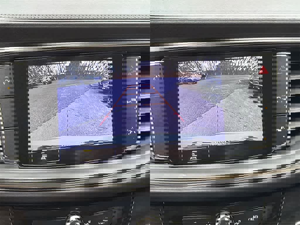 Used 2023 Buick Enclave Essence w/ Experience Buick Package image 29