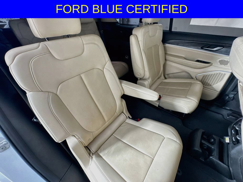 Used 2021 Jeep Grand Cherokee L Limited RWD image 32