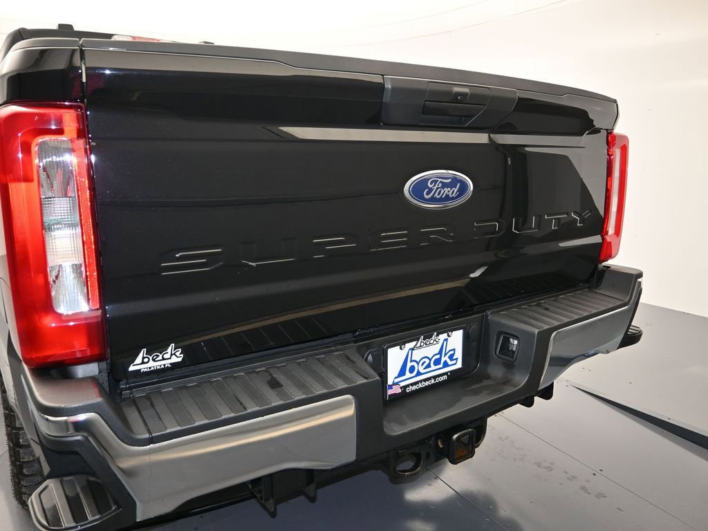 Certified 2025 Ford F250 XLT image 23