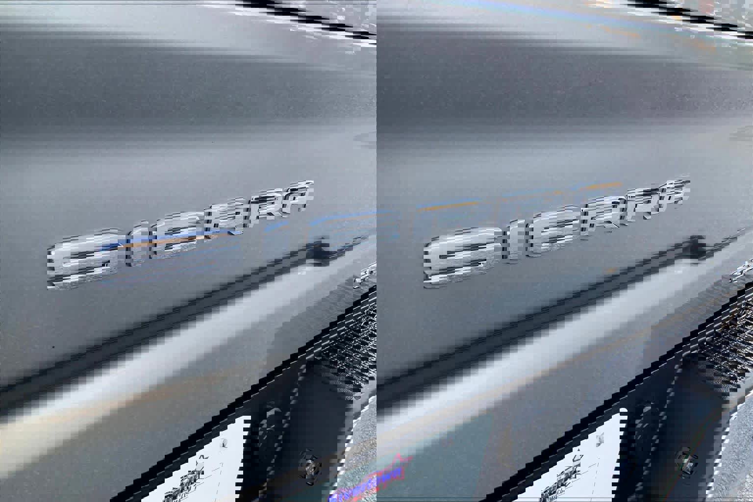 Used 2025 GMC Sierra 2500 SLT w/ SLT Convenience Package image 11