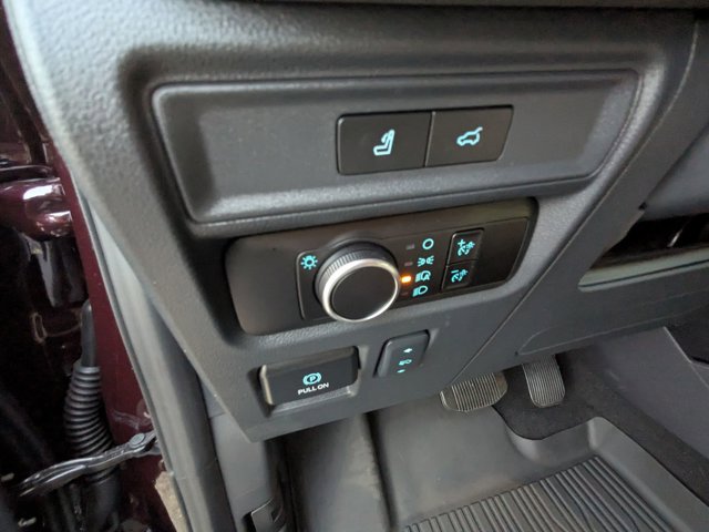 Certified 2024 Ford Expedition Max XLT image 19